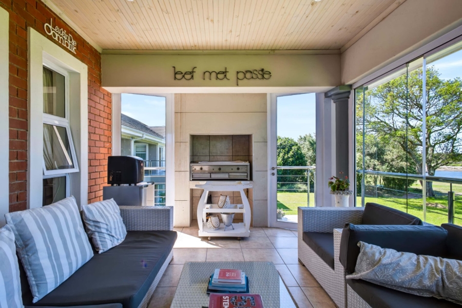  Bedroom Property for Sale in Twin Rivers Western Cape
